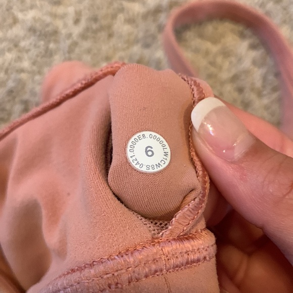 LULULEMON ALIGN TANK SIZE 6 - Picture 3 of 3